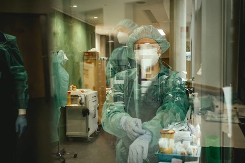 Doctors in front of entering the Covid ward