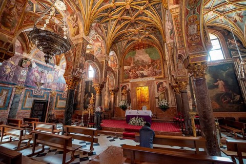 Tabernacle on decorated ceiling