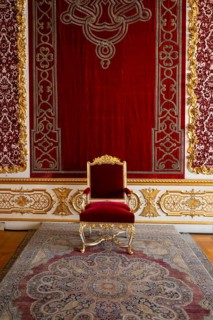 Splendid red armchair