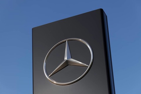Column with Mercedes star