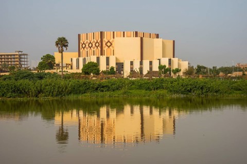 The congress on the river Niger
