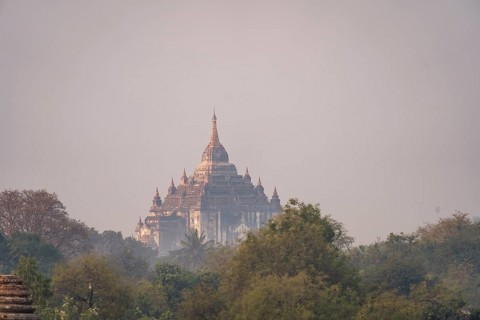 Htilominlo temple from a distance