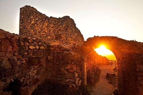 Ruin Loewenburg at sunrise