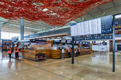 Trial operation in the departure hall in Terminal 1 of the new Berlin Airport BER
