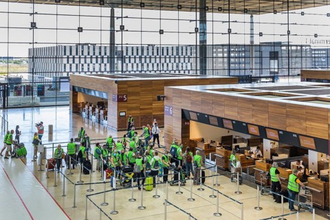 Trial operation in the departure hall in Terminal 1 of the new Berlin Airport BER