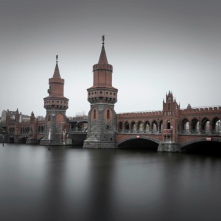 Oberbaum bridge across the Spree