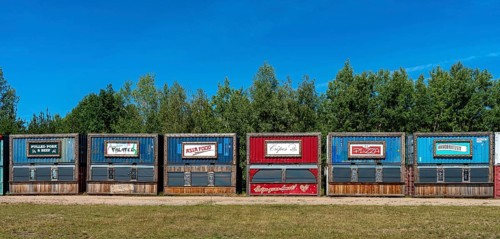 Closed fast food containers in Ferropolis