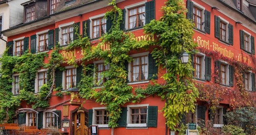 Historical facade of the Hotel Loewen am Marktplatz