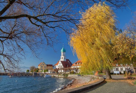 Peninsula with the parish church of St. George