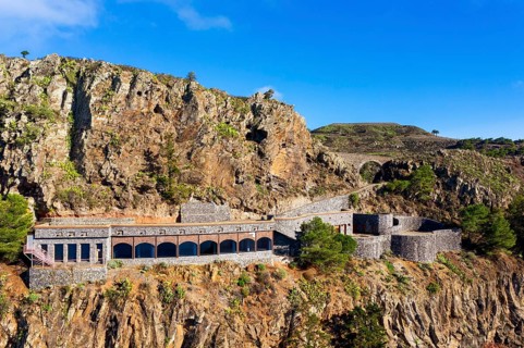 Viewpoint Mirador Ermita del Santo near Arure