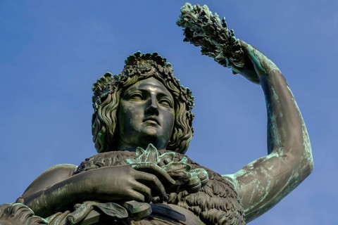 Bavaria statue with laurel wreath