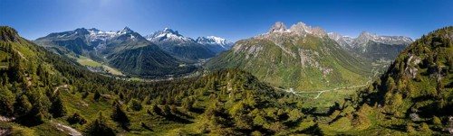 Mountain panorama from Aiguillette de Poisettes
