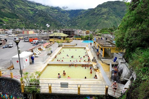 Thermal bath with sulphurous water