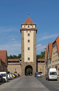 Galgentor and battlements
