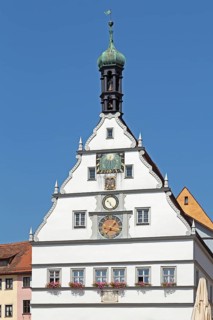 Clocks at the Ratstrinkstube