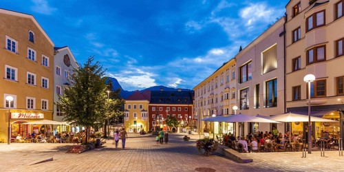 Restaurants and shops in the evening