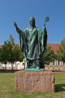 Monument of Bishop Bernward of Hildesheim