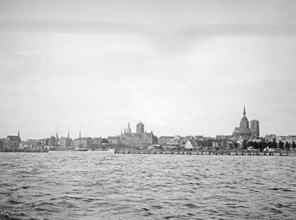 View of the city of Stralsund from the Strelasund