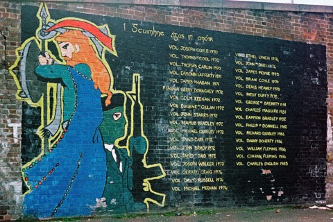Graffiti and names on a wall