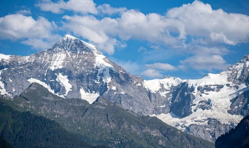 View of mountain peaks