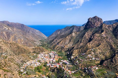 Village Vallehermoso and mountain Roque Cano