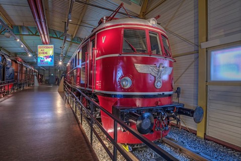 Electric locomotive E 19 12 of the Deutsche Reichsbahn