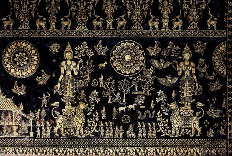 Exterior wall of the Sim prayer hall with gilded images of Apsaras