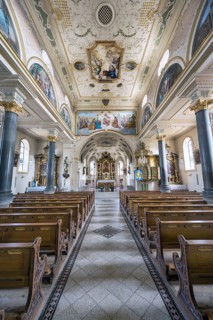 Nave with chancel