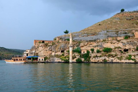 Sunken village in the Euphrates