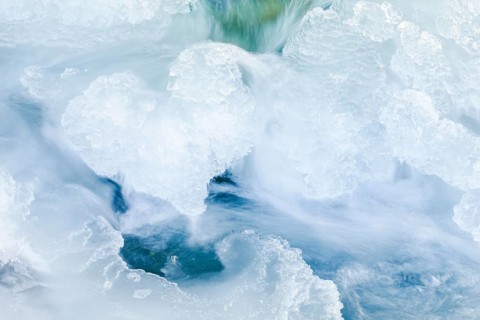 Ice detail in heart shape