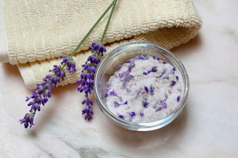 Lavender salt