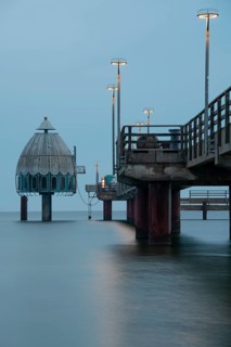 Pier with diving gondola