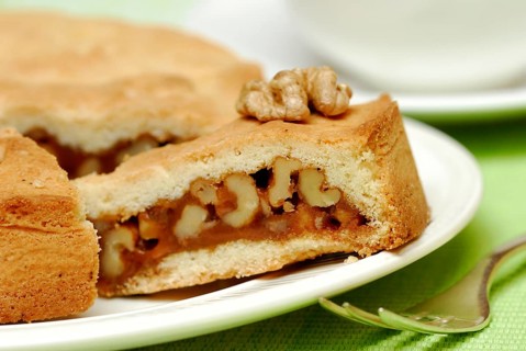Engadine nut cake