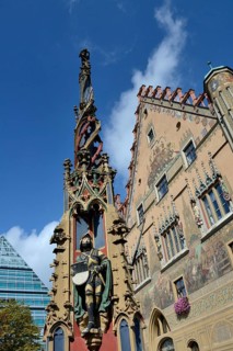 Fish box in front of the south gable of the Ulm city hall