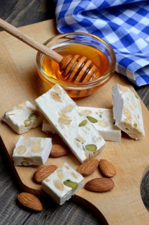 Nougat de Montelimar with almonds and honey