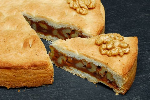 Engadine nut cake
