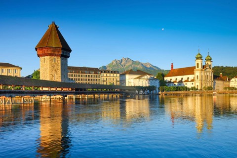 Chapel Bridge with Pilatus