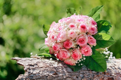 Bouquet on wooden board