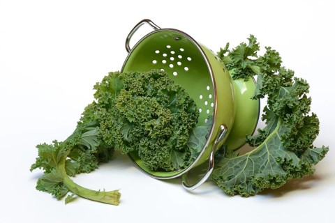 Brassica oleracea in draining sieve