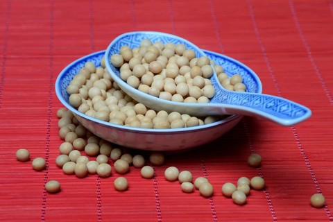 Soybeans in shell