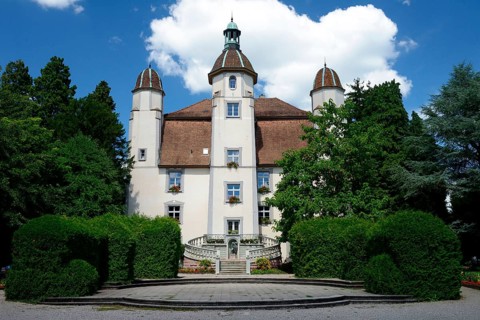 Schoenau Castle