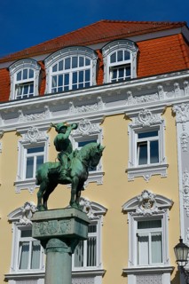 Postmichelbrunnen in the old town
