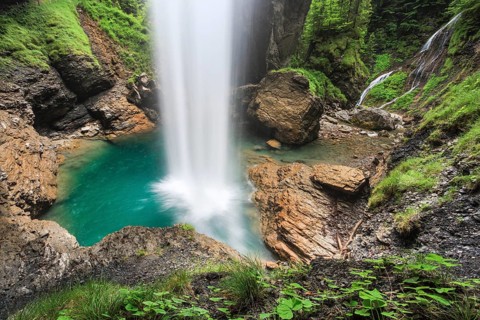 Waterfall on the Klausen Pass