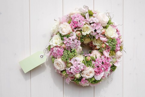 Flower wreath decoration