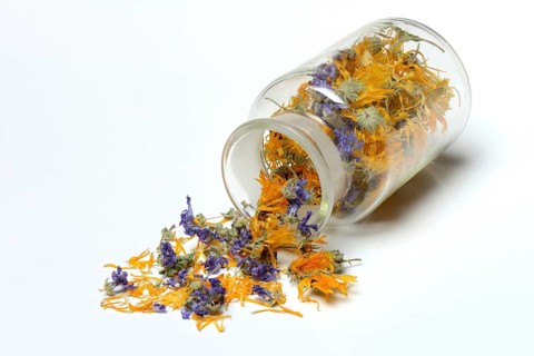 Tea mixture from dried Marigolds