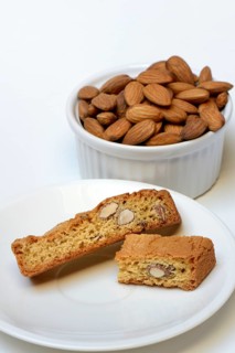 Cantucci and bowl of almonds