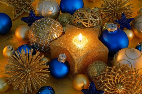 Christmas decoration in gold and blue