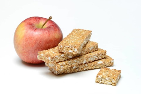 Muesli bars and apple