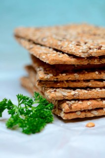 Crispbread with seeds