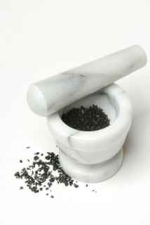 Black Hawaiian salt